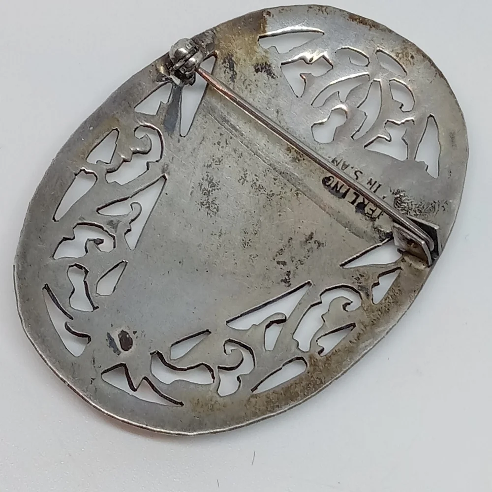* vintage Siam Sterling Silver Niello pin or pendant style brooch